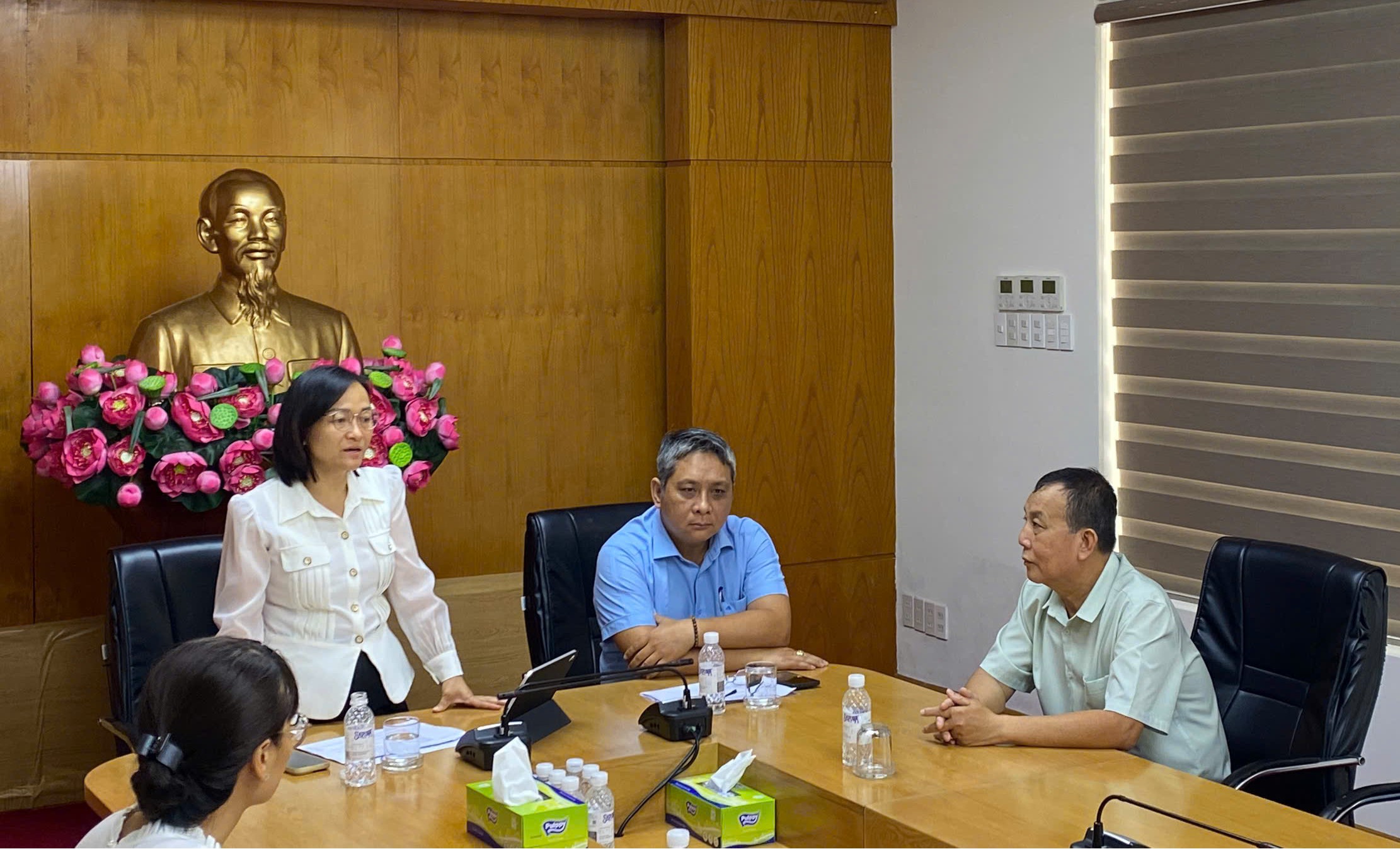 z7028493269376_4d3ec8ef7351d55d0872f06a596e37ff